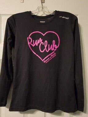 Brooks Black Long-Sleeve 'Run Club' Tee with Pink Heart Graphic